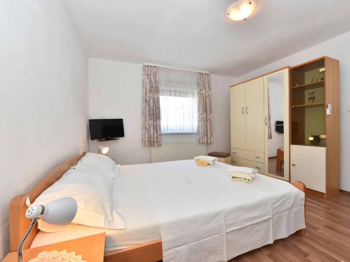 Traditional Apartment In Zadar With Garden Kültér fotó